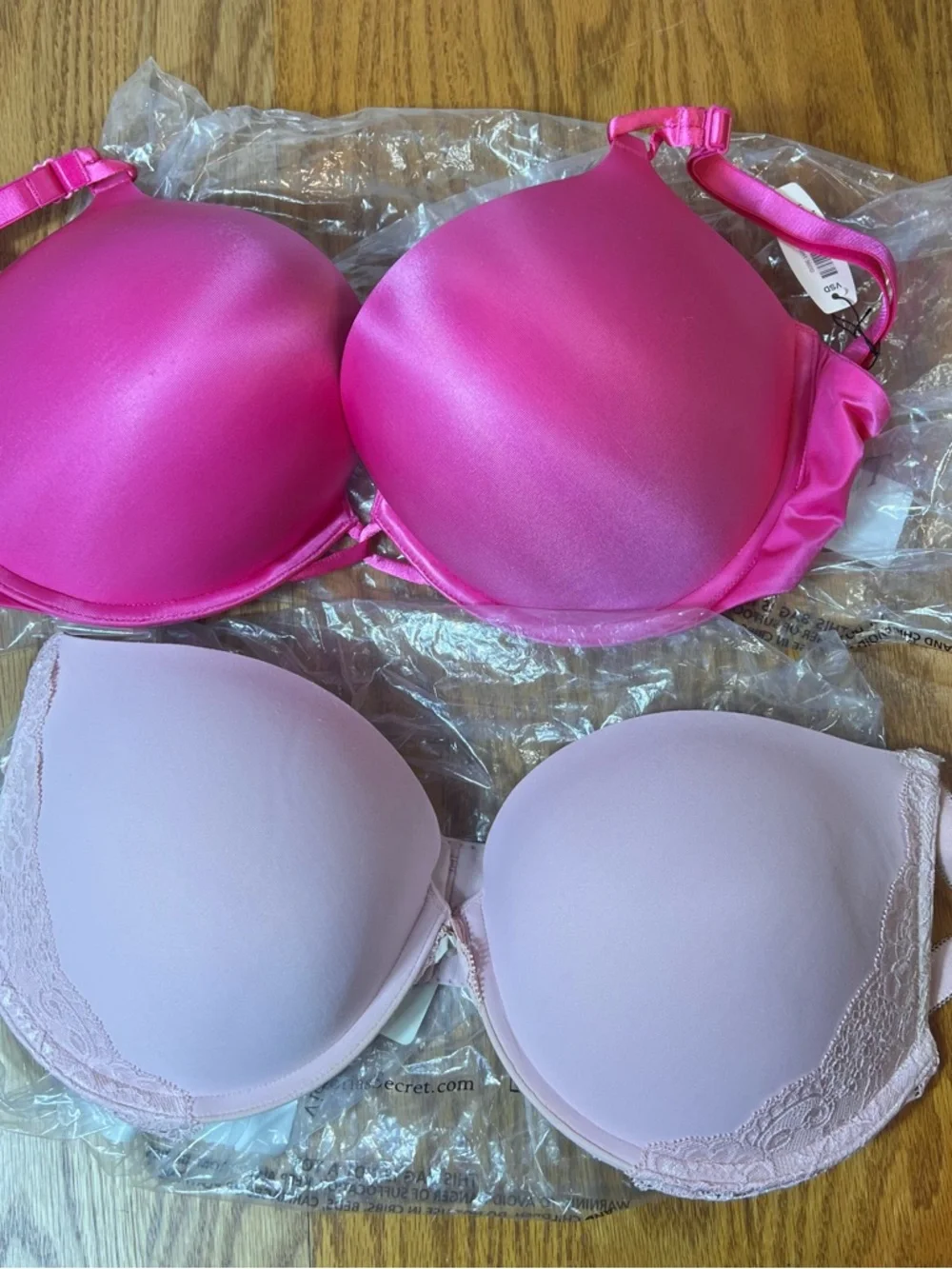 Victoria's Secret Hot Pink & Light Pink Smooth PADDED Push-Up Bras 36 DD NWT
